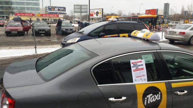 Zagożenia w transporcie drogowym.
